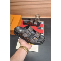 루이비통 남자 슬리퍼