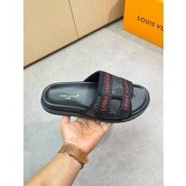 루이비통 남자 슬리퍼