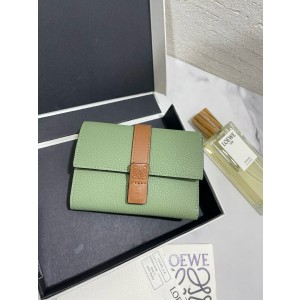 로에베 여자 반지갑