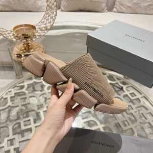 발렌시아가 남녀공용 슬리퍼