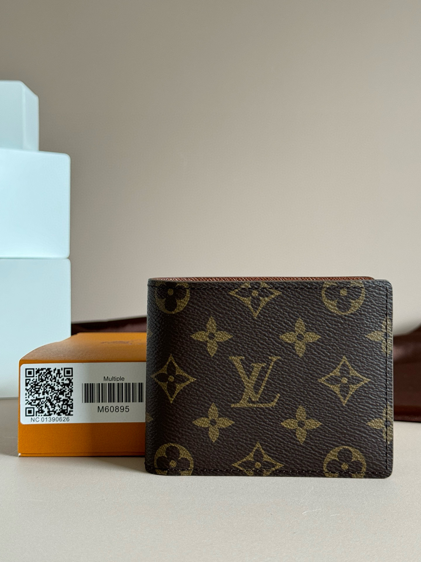 루이비통 남자 반지갑 M61695