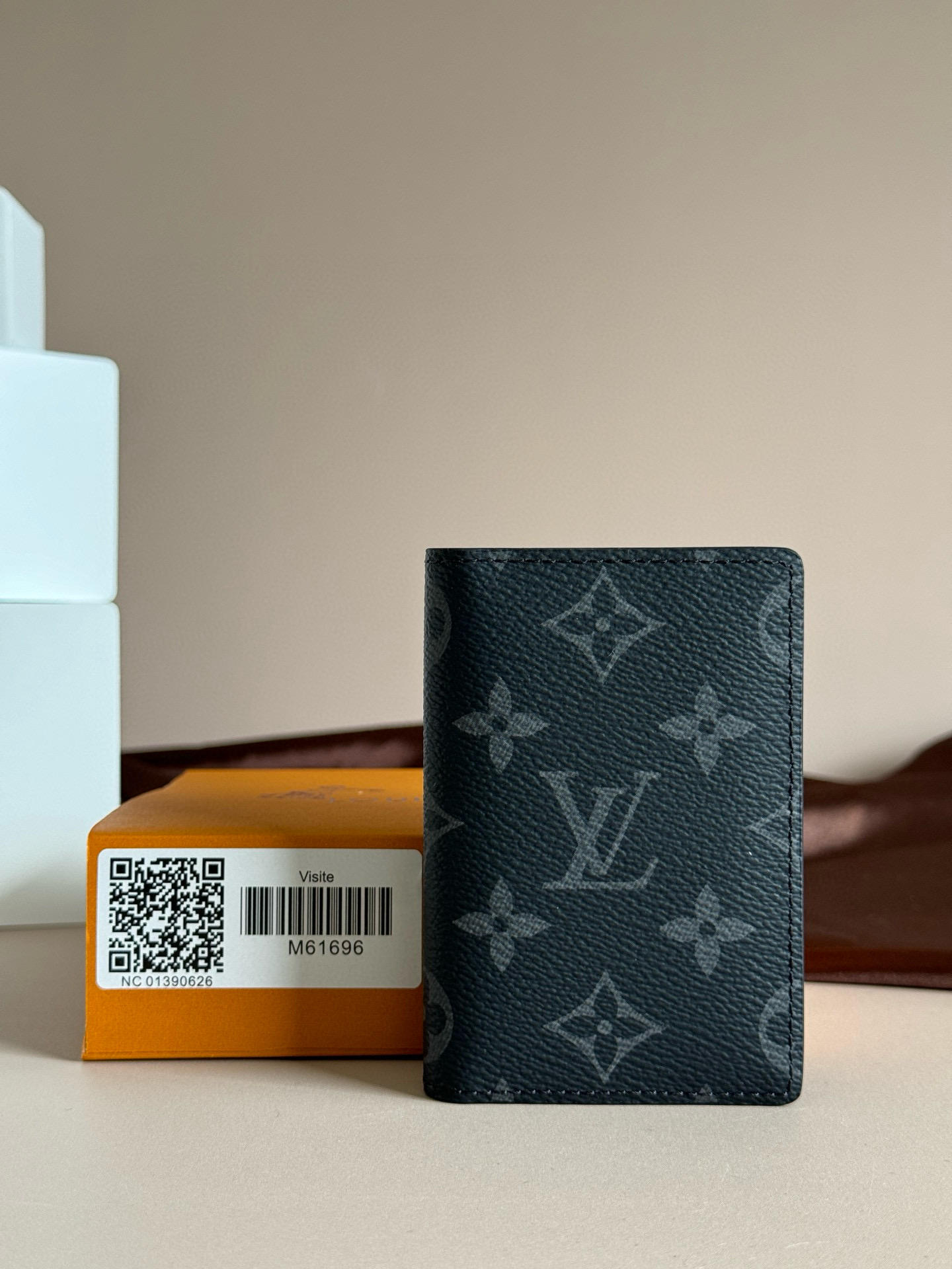 루이비통 남자 반지갑 M61696