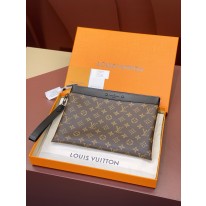 루이비통 M82079 클러치백