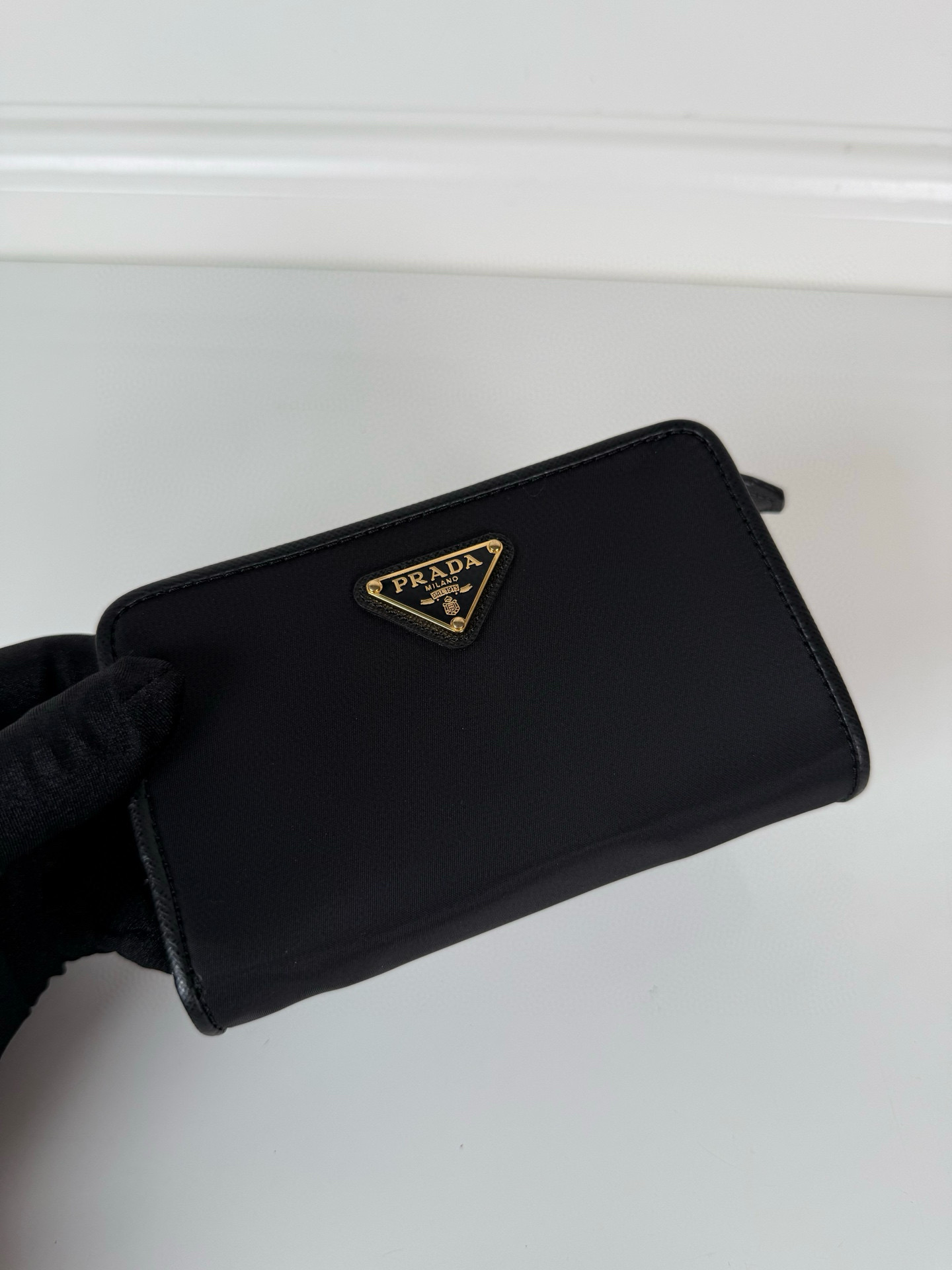 프라다 1M1225 여자 반지갑