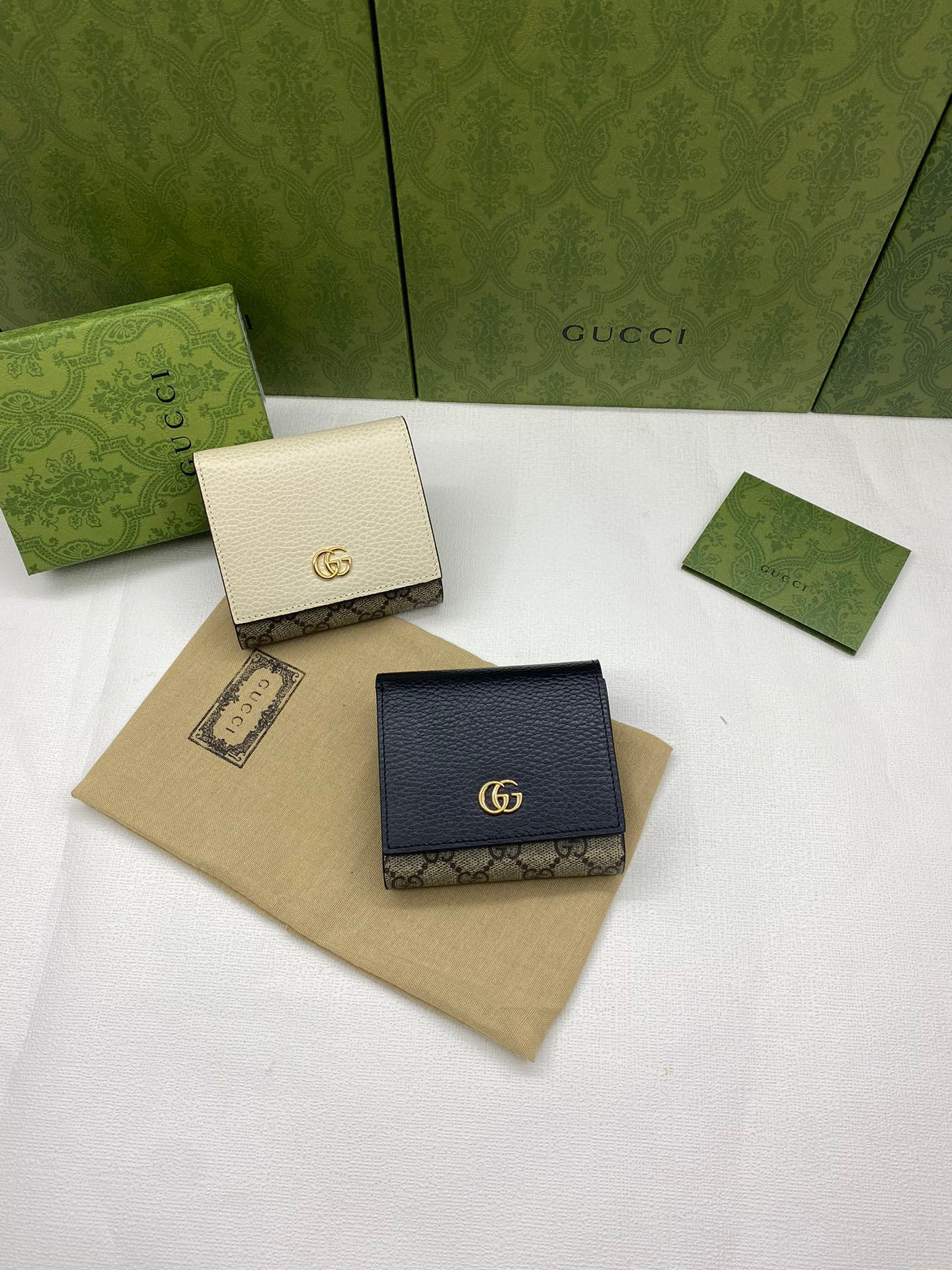 구찌 여자 반지갑 598587