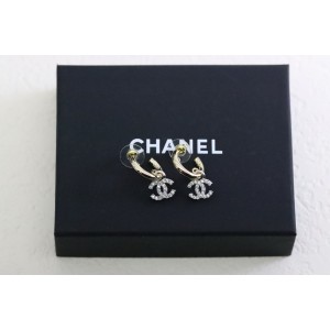 샤넬 귀걸이