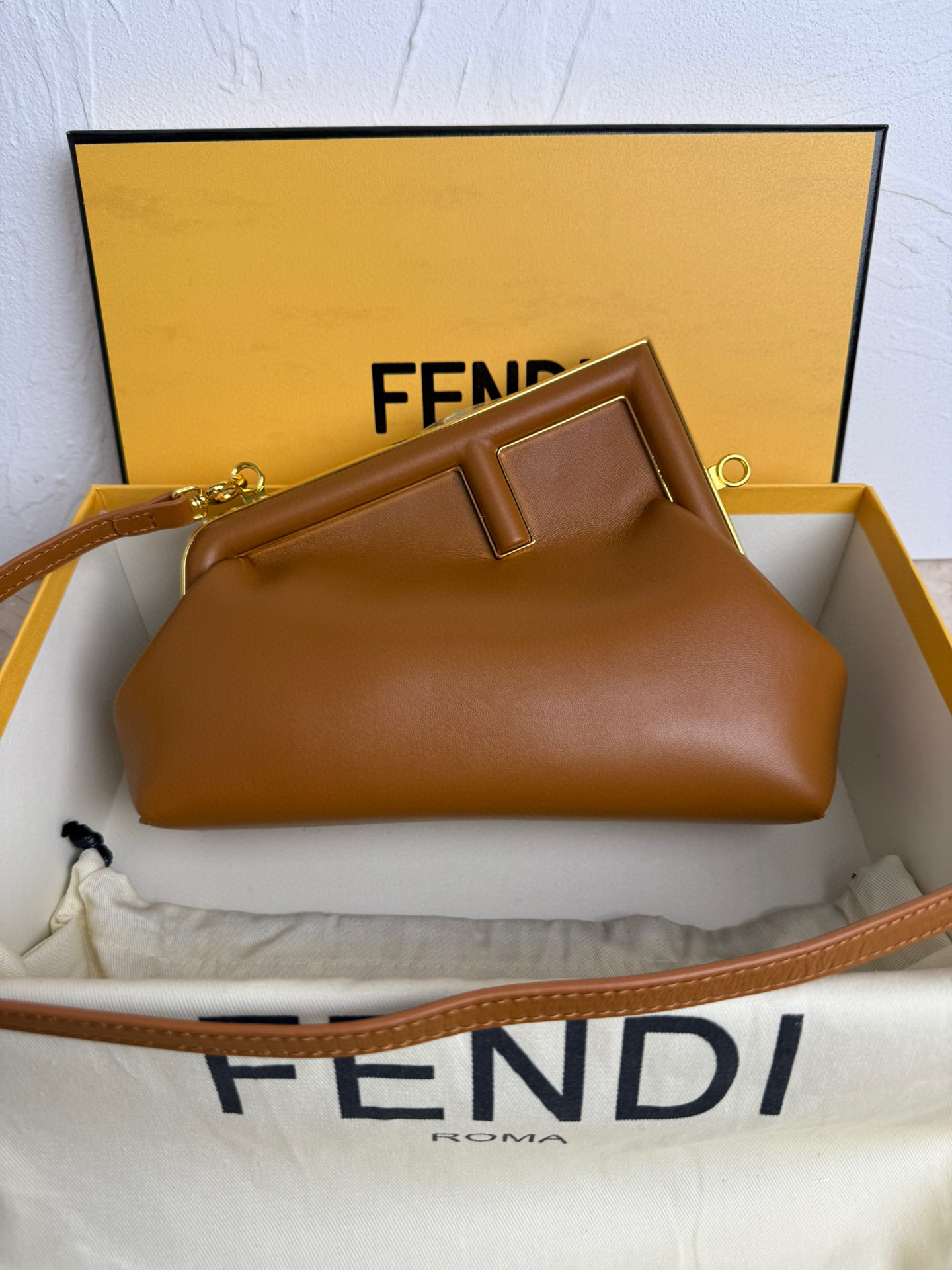 펜디 여자가방 129