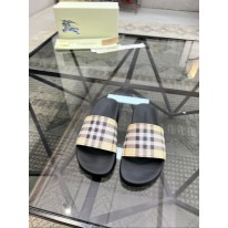 버버리 남녀공용 슬리퍼
