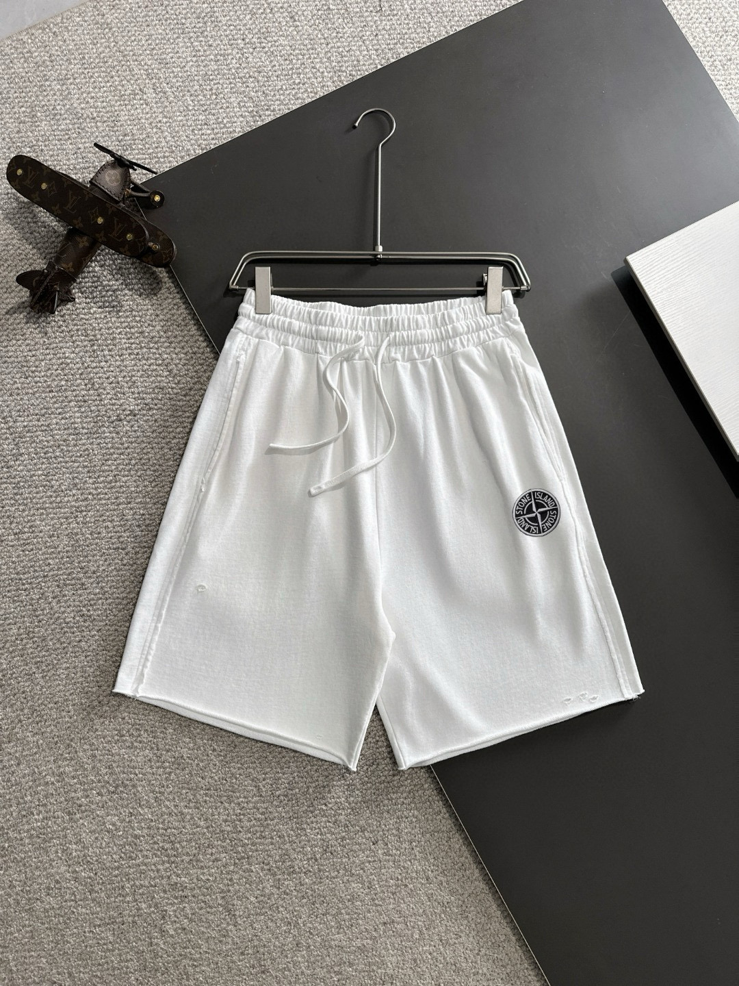 스톤아일랜드 반바지