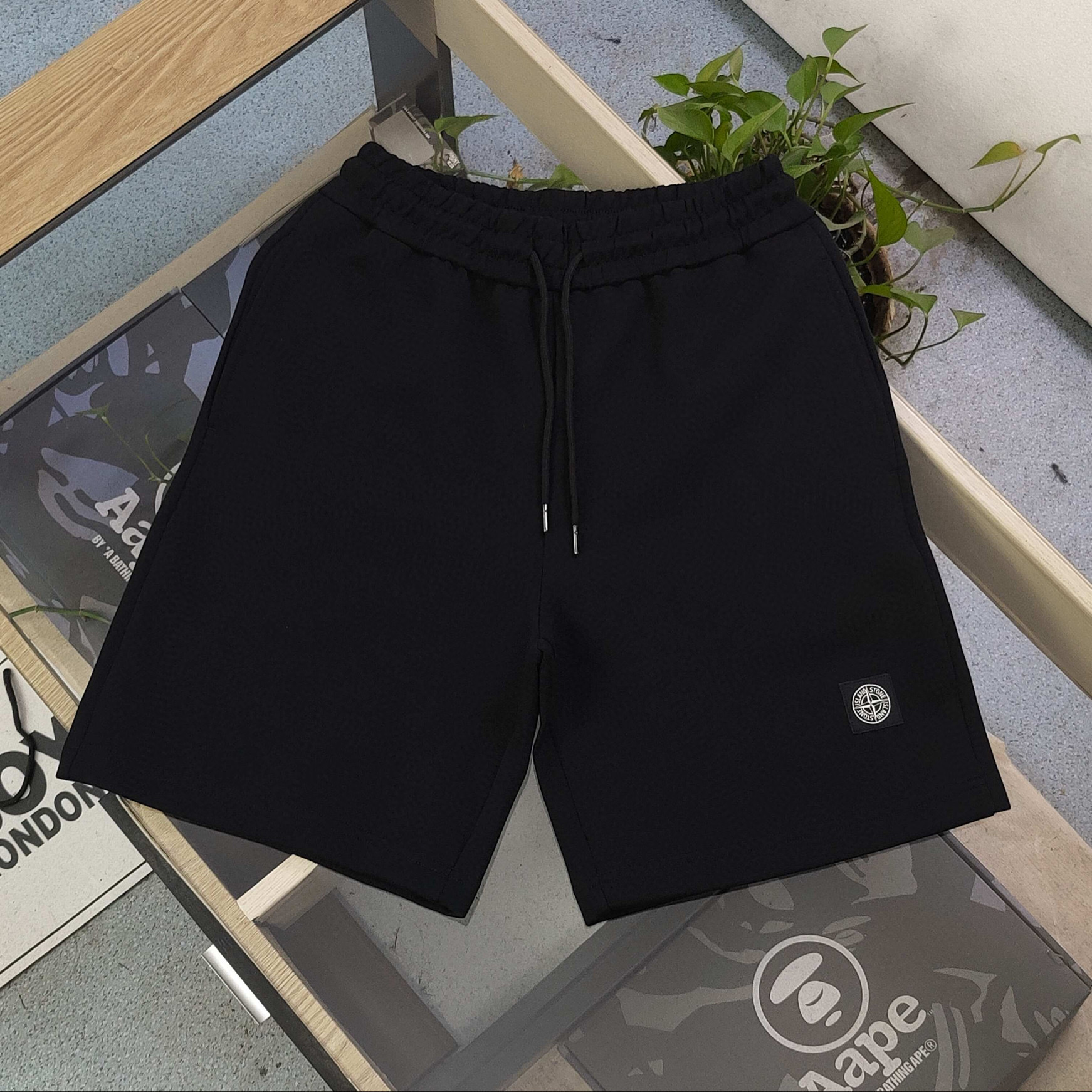 스톤아일랜드 반바지