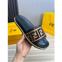 펜디 남자 슬리퍼