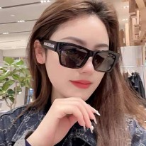 발렌시아가 선글라스