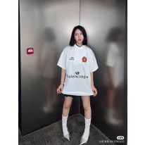 발렌시아가 남녀공용 반팔티