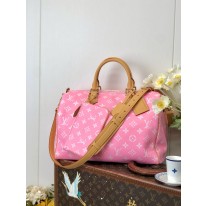 루이비통 M13918 여행가방