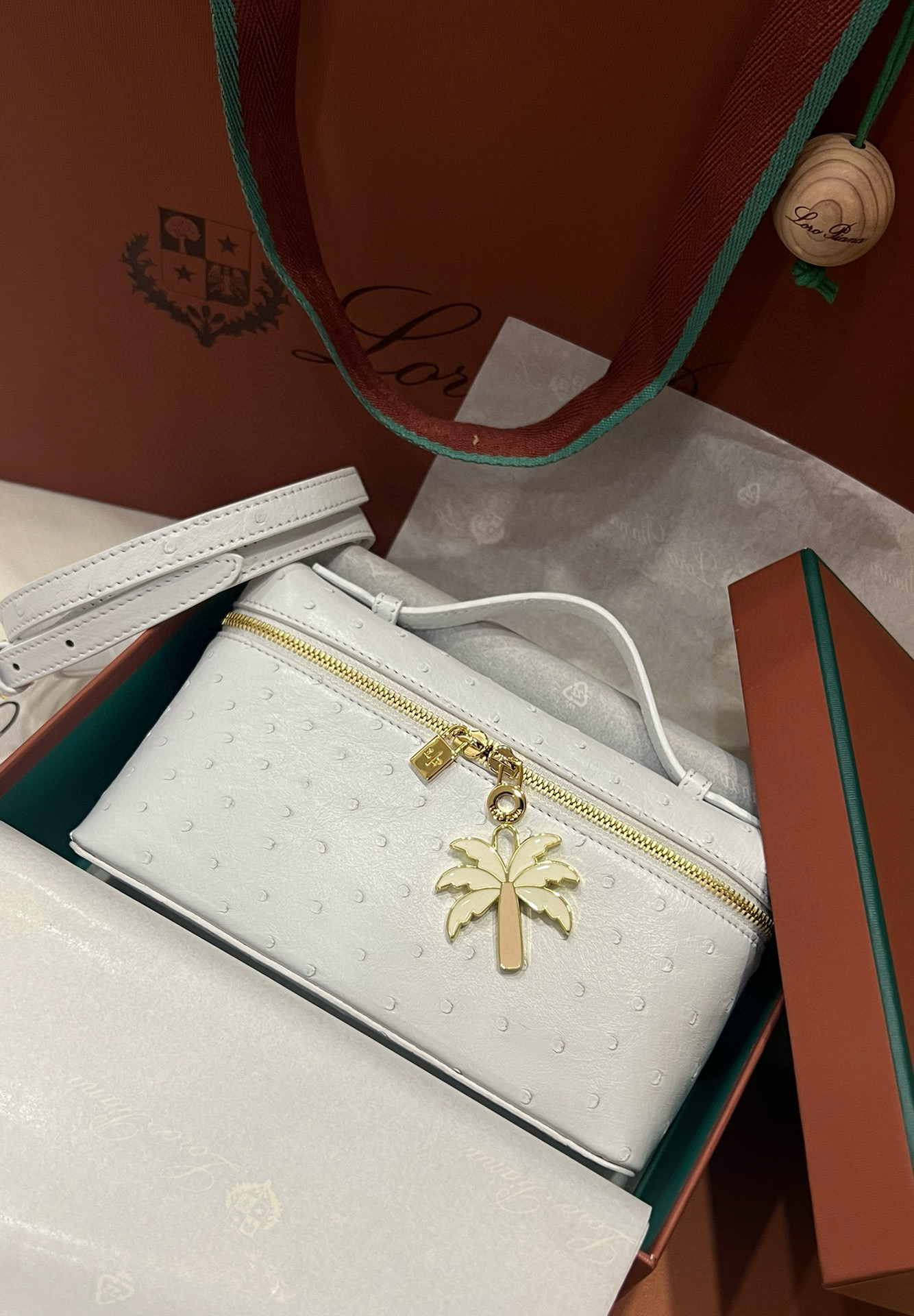 로로피아나 여자가방