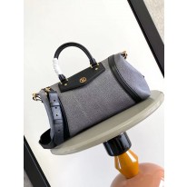 루이비통 M14702 여자가방