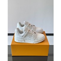 루이비통 트레이너 남자 신발 운동화 스니커즈