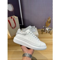 알렉산더 맥퀸 남녀공용 신발 운동화 스니커즈