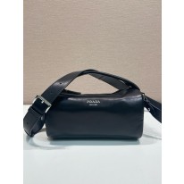 프라다 2VH188 남자가방