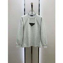 프라다 남자 맨투맨