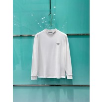 프라다 남자 맨투맨