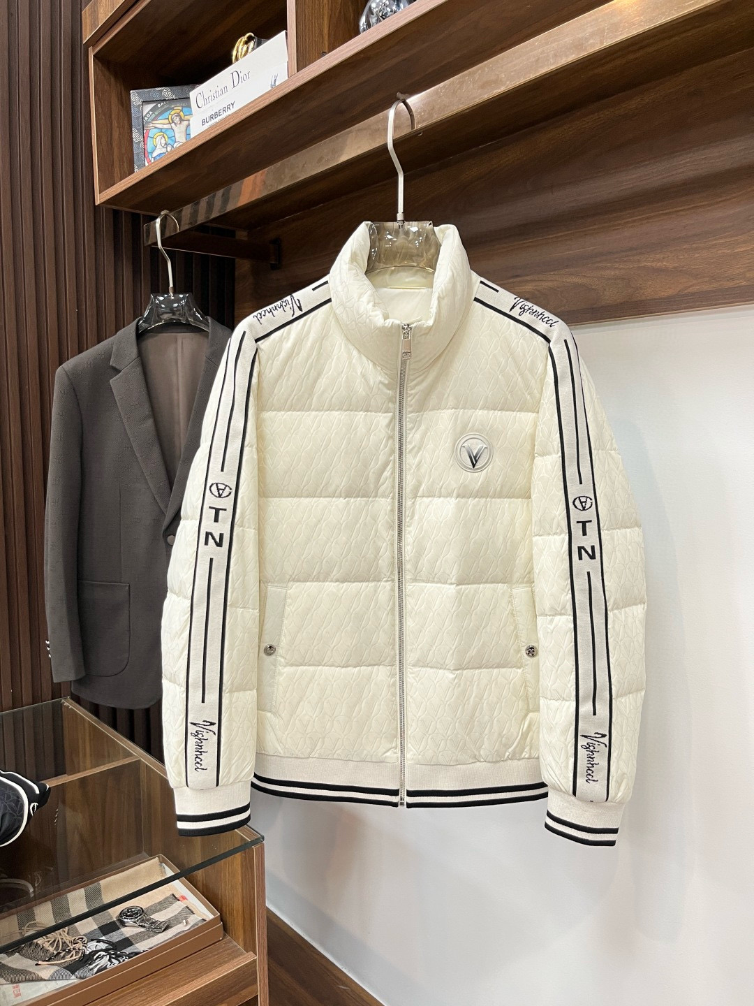 발렌티노 2컬러 남자 패딩