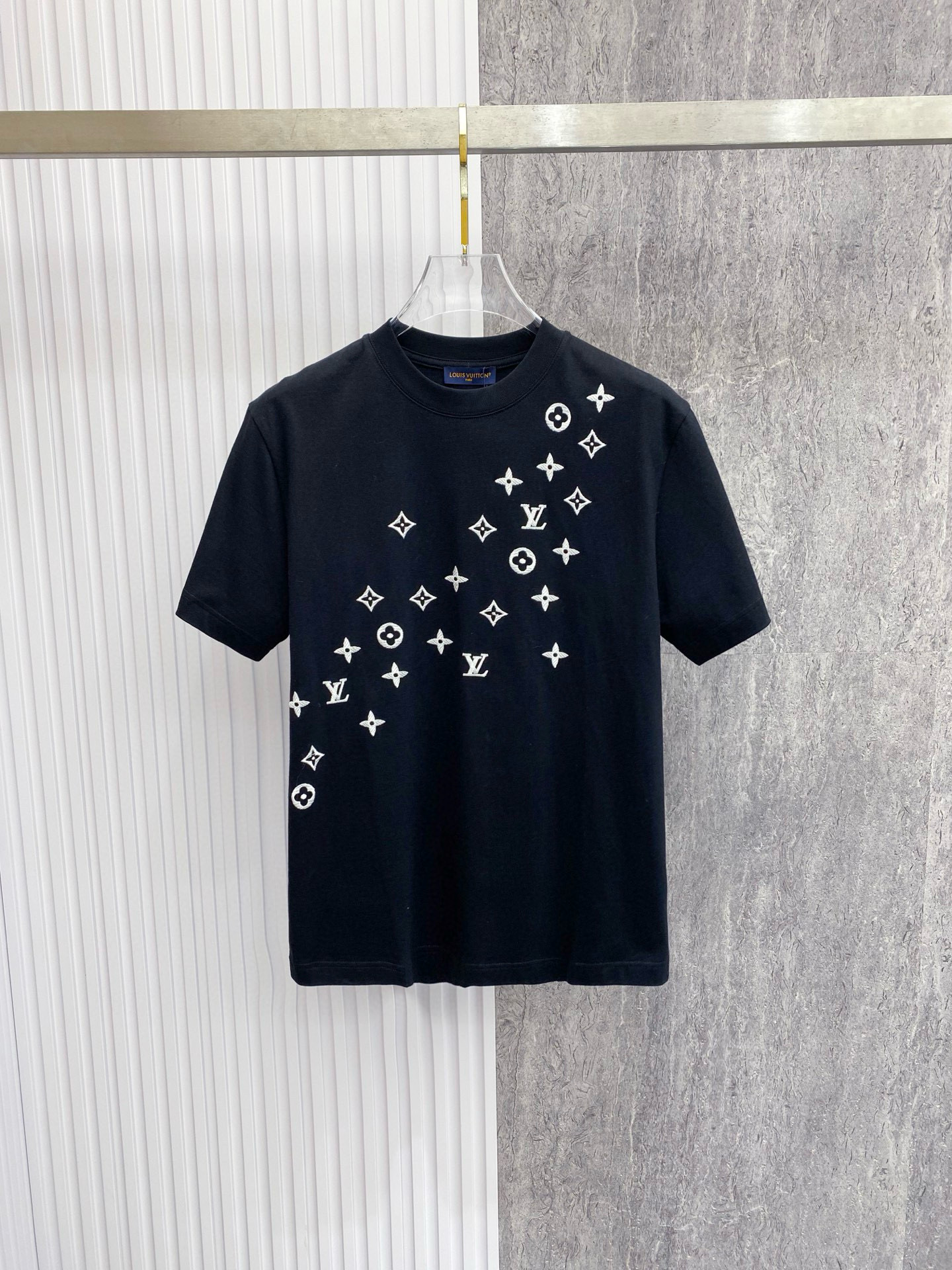 루이비통 남자 반팔티