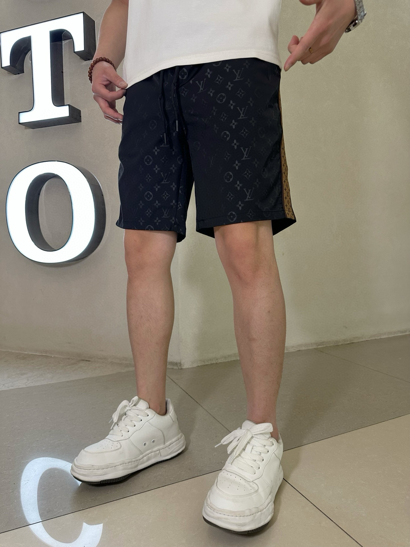 루이비통 남자 반바지