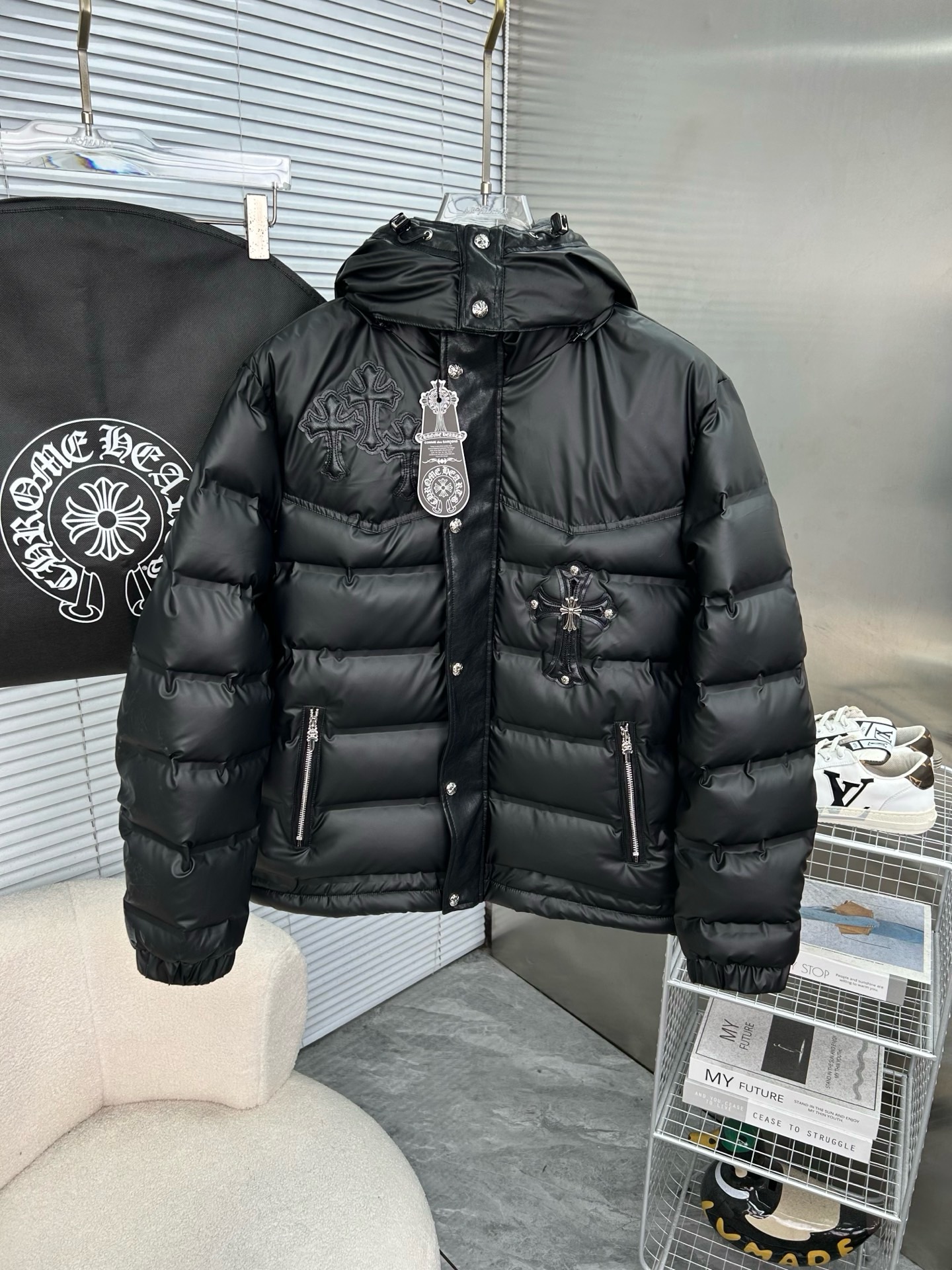 크롬하츠 남자 패딩