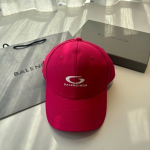 발렌시아가 모자