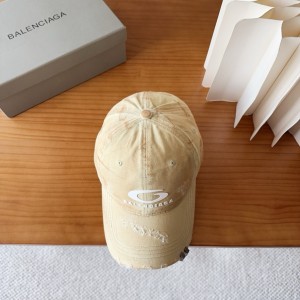 발렌시아가 모자