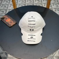 발렌시아가 모자