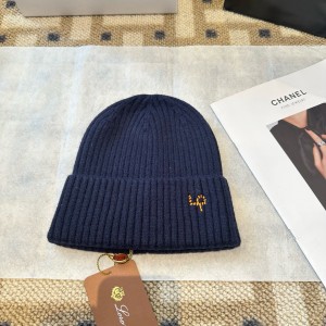 로로피아나 겨울 모자