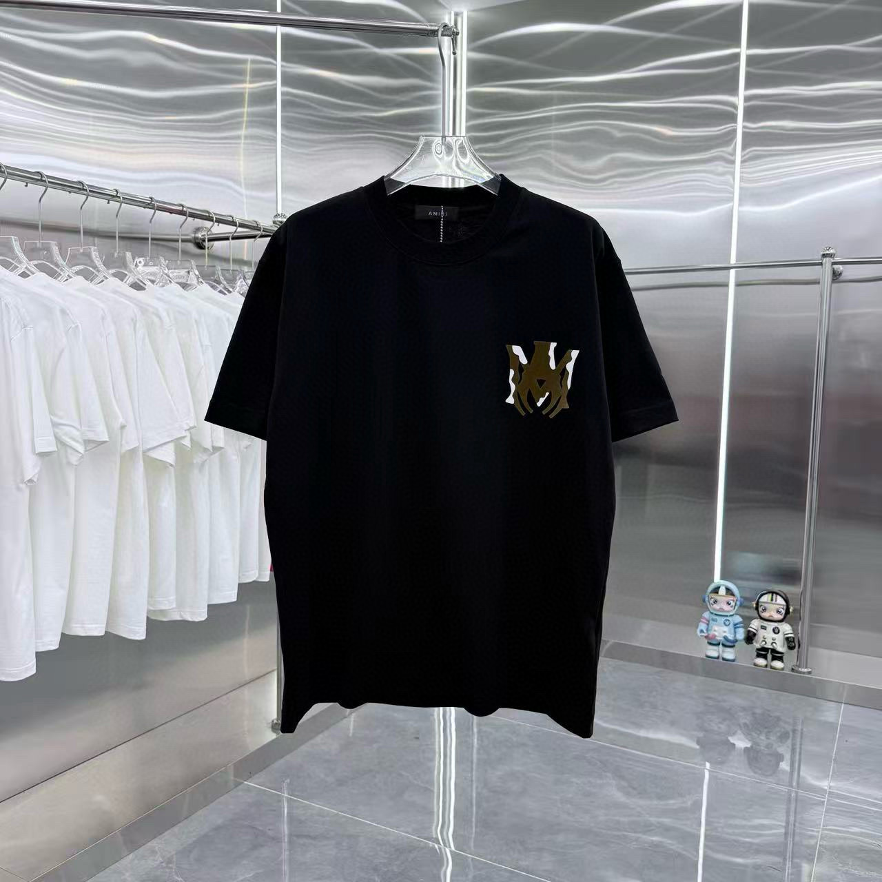 아미 아미리 남자 반팔티