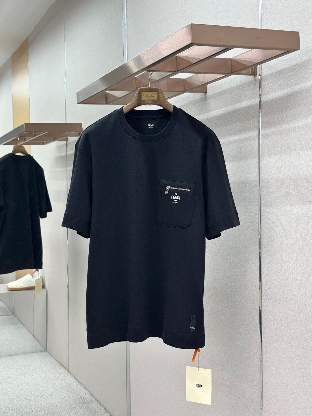 펜디 남자 반팔티