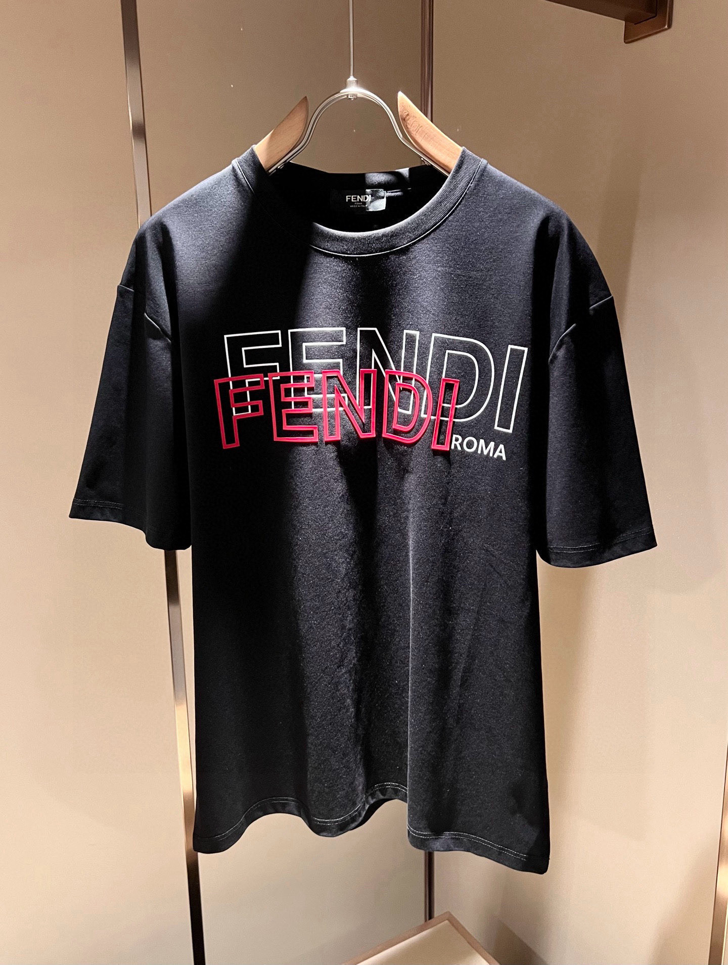 펜디 남자 반팔티