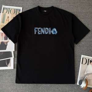 펜디 남자 반팔티