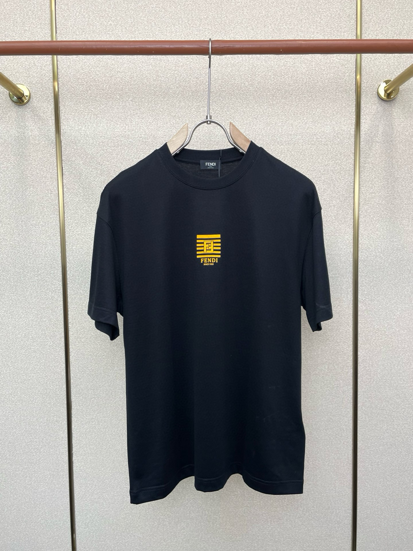 펜디 2컬러 남자 반팔티