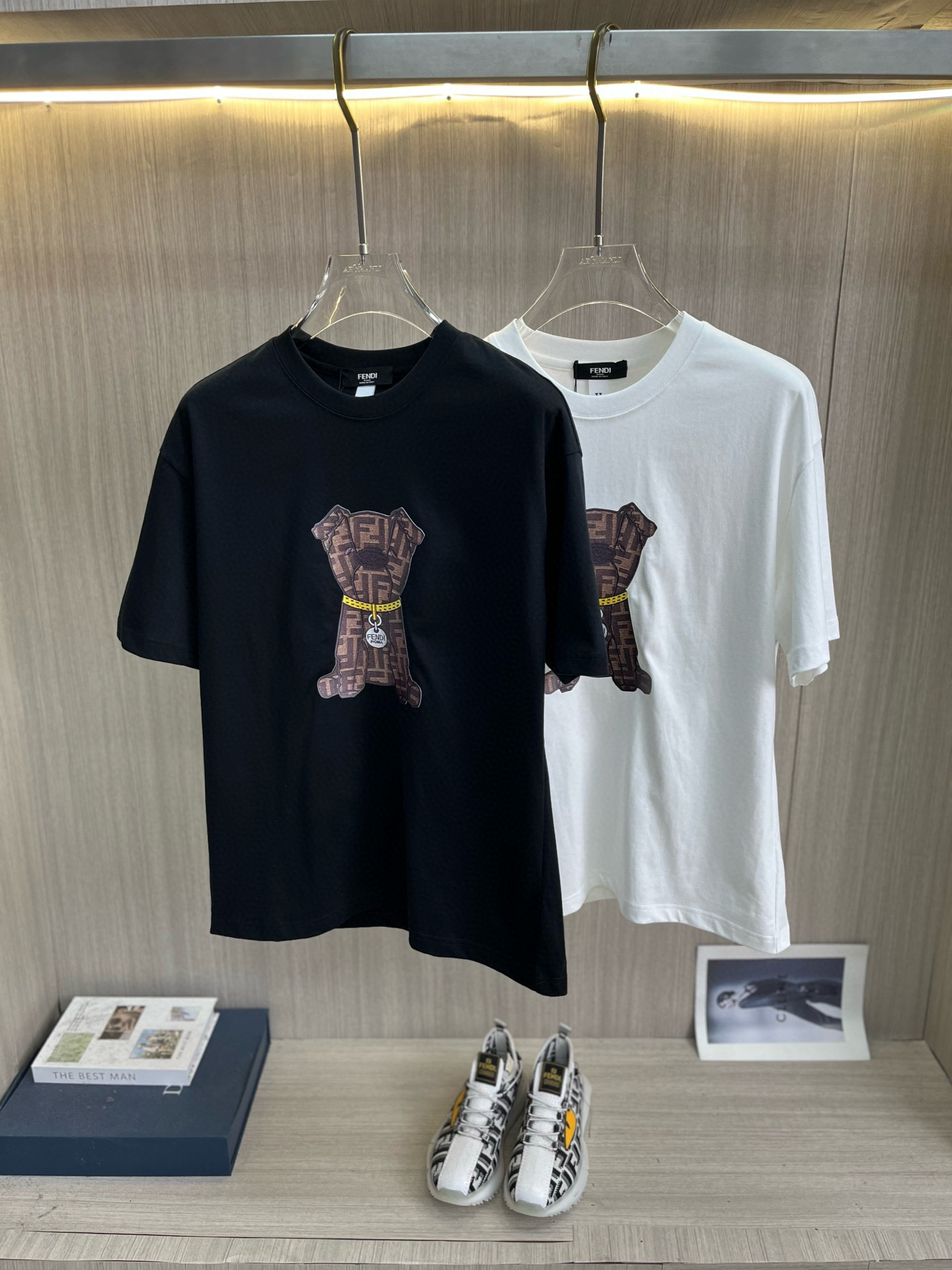 펜디 2컬러 남자 반팔티