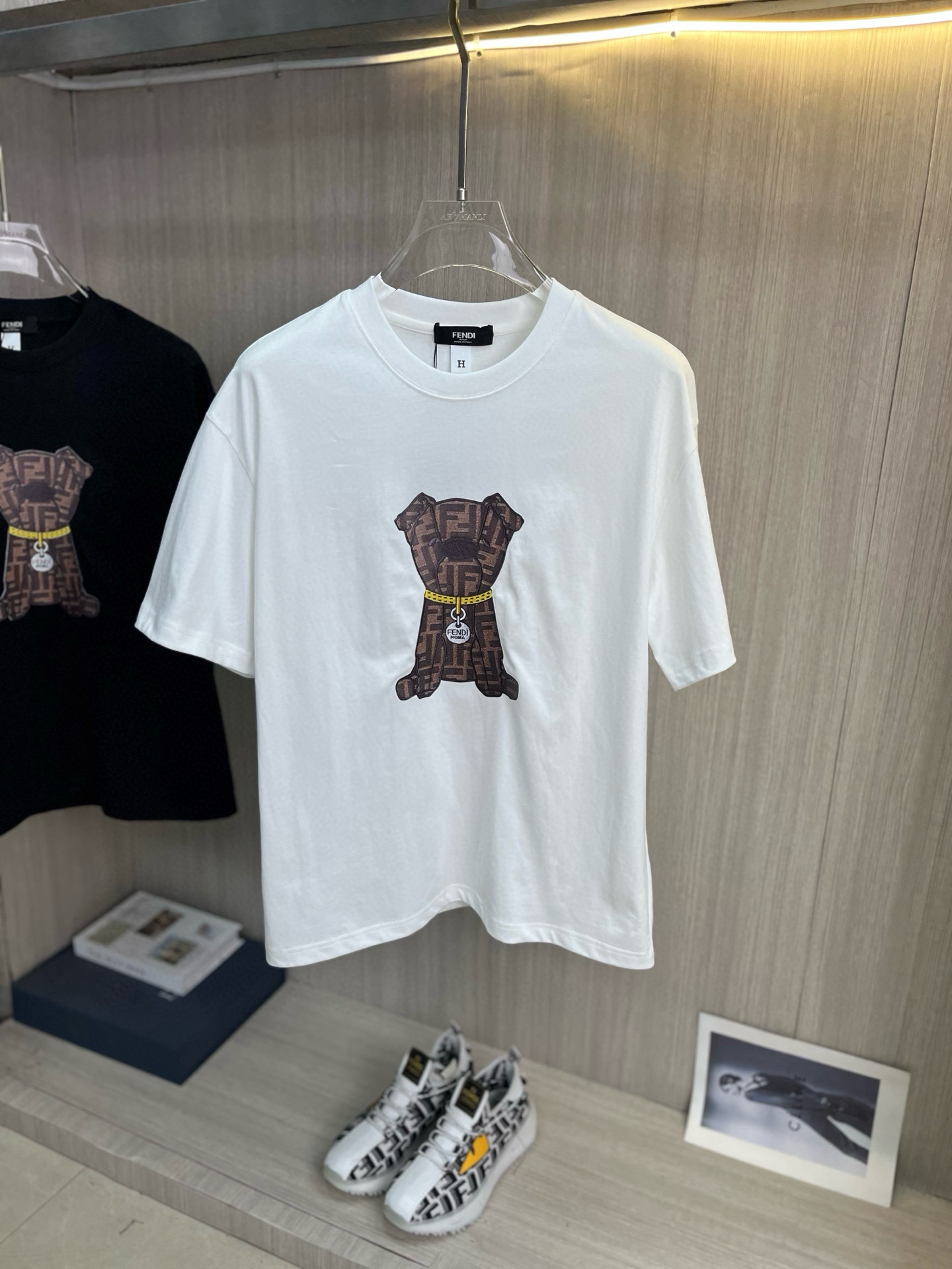 펜디 2컬러 남자 반팔티