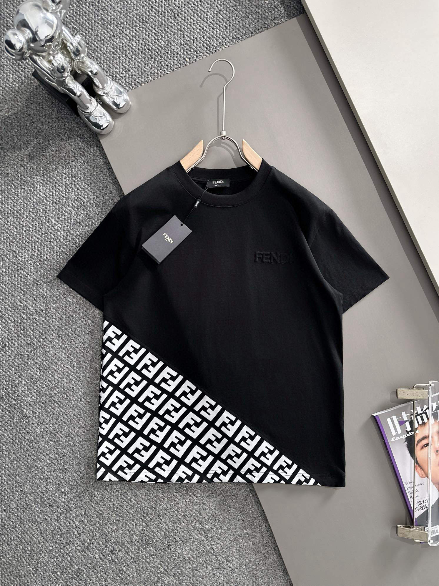 펜디 남자 반팔티