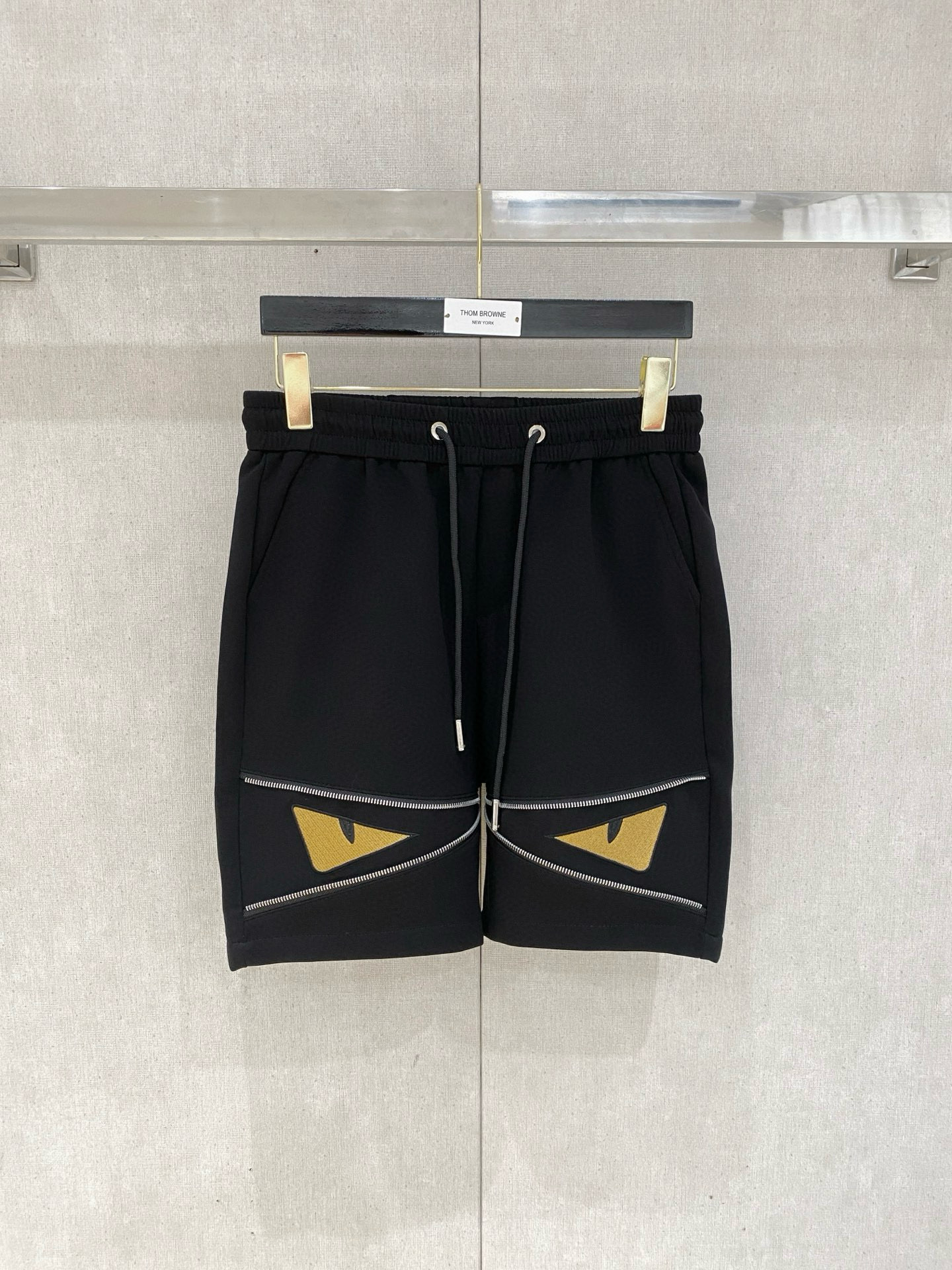 펜디 2컬러 남자 반바지