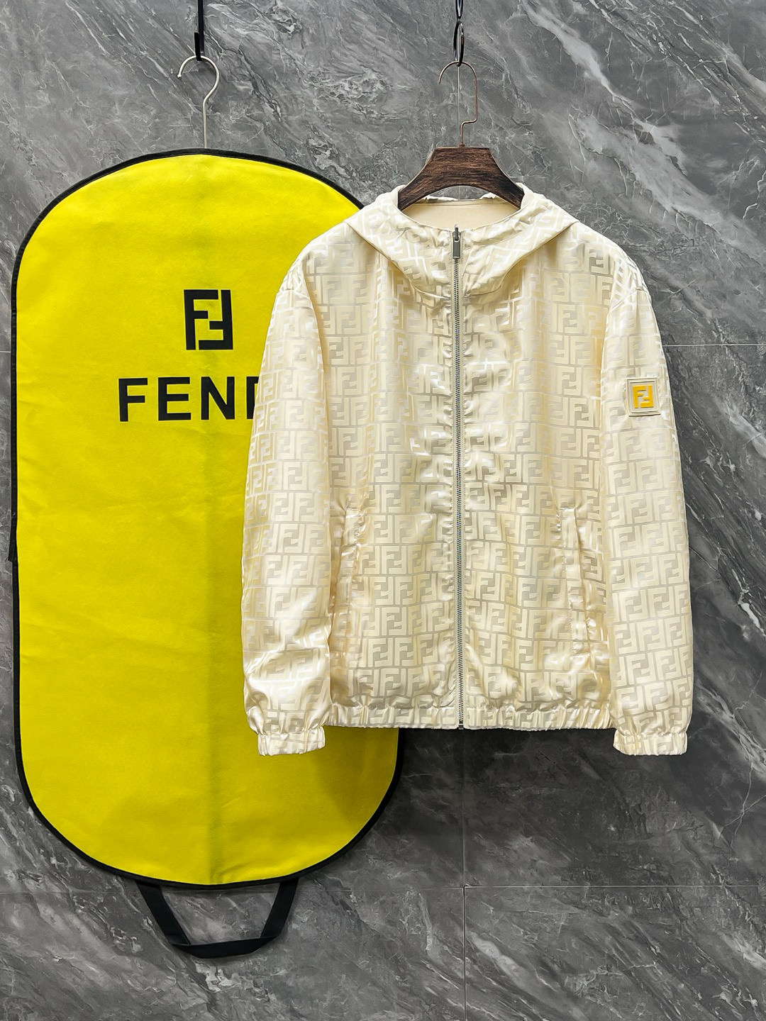 펜디 2컬러 남자 자켓